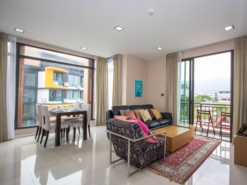 Condo for Sale at Siri Condo