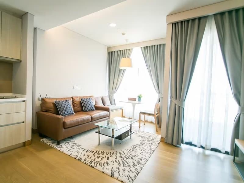1 Bedroom Condo