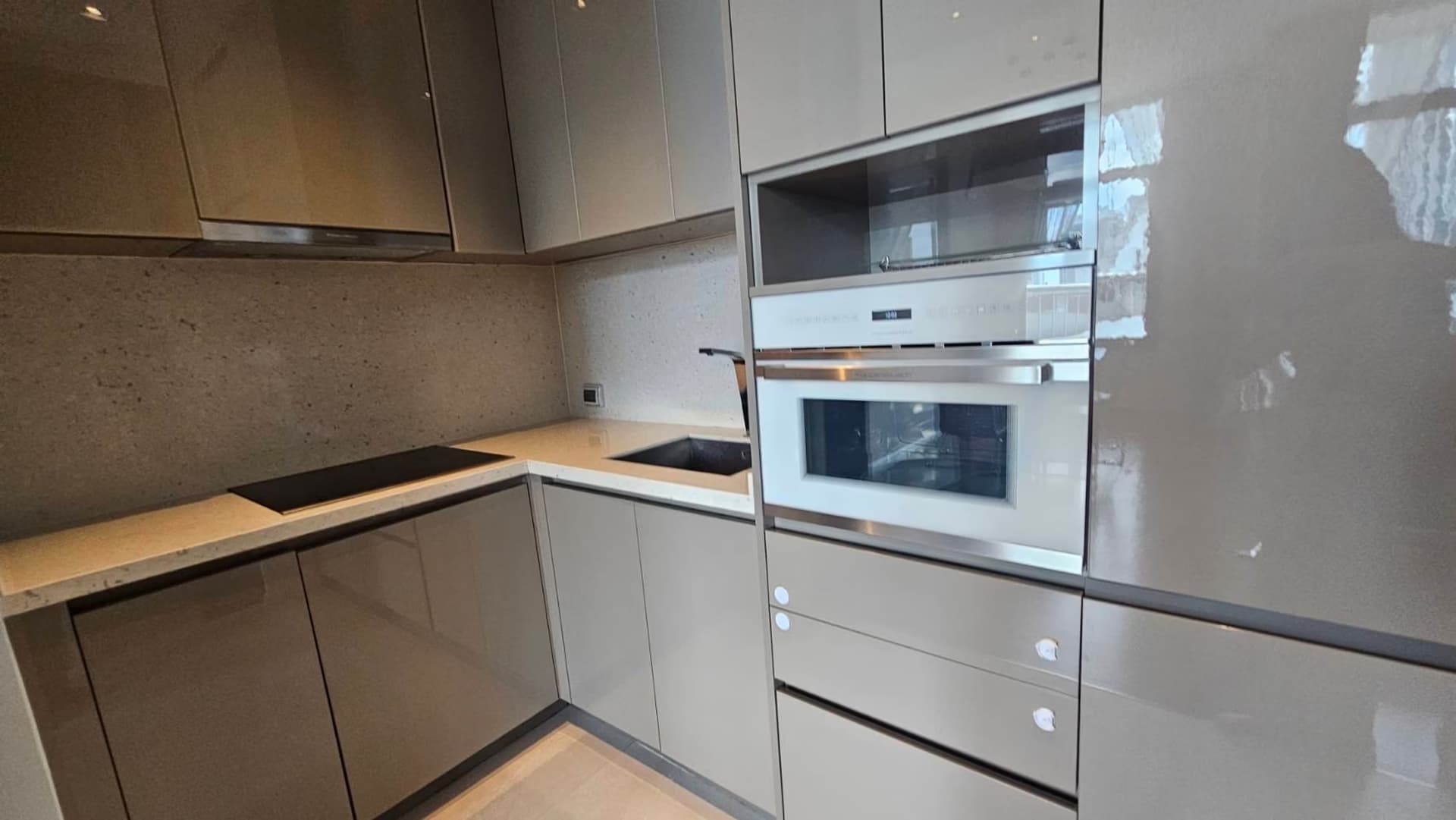 2 Bed Condo for Sale in Watthana - Image 7