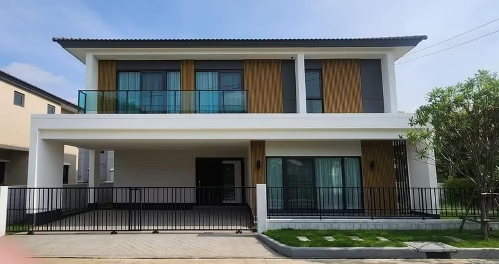 House for Sale in Bang Phli. - Image 3