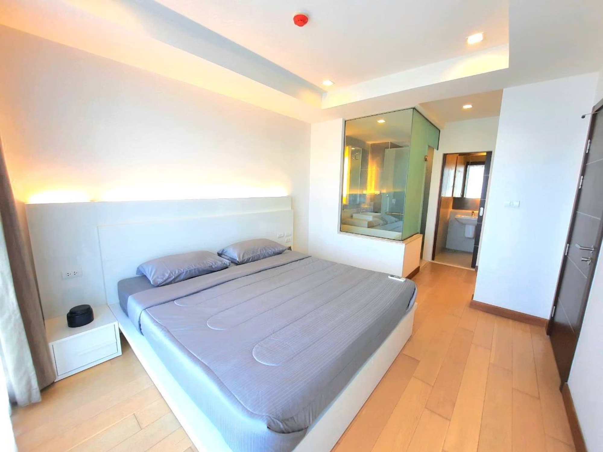 2 Bed Condo for Rent in Mueang Chiang Mai - Image 5