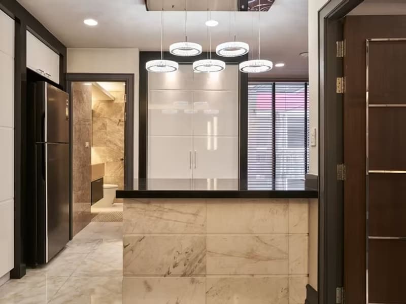 Condo for Sale at Pathum Wan Resort