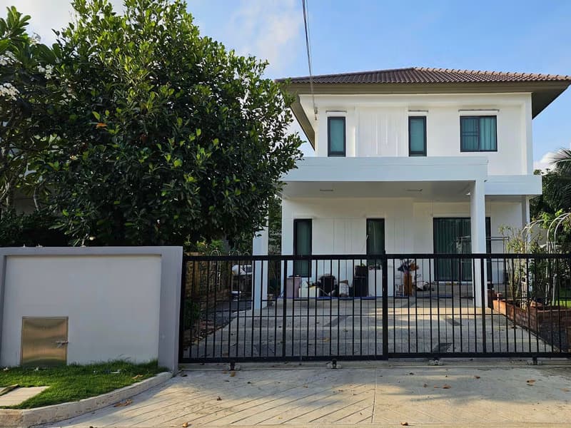 House for Sale at Bang Phli  Samut Prakan 
