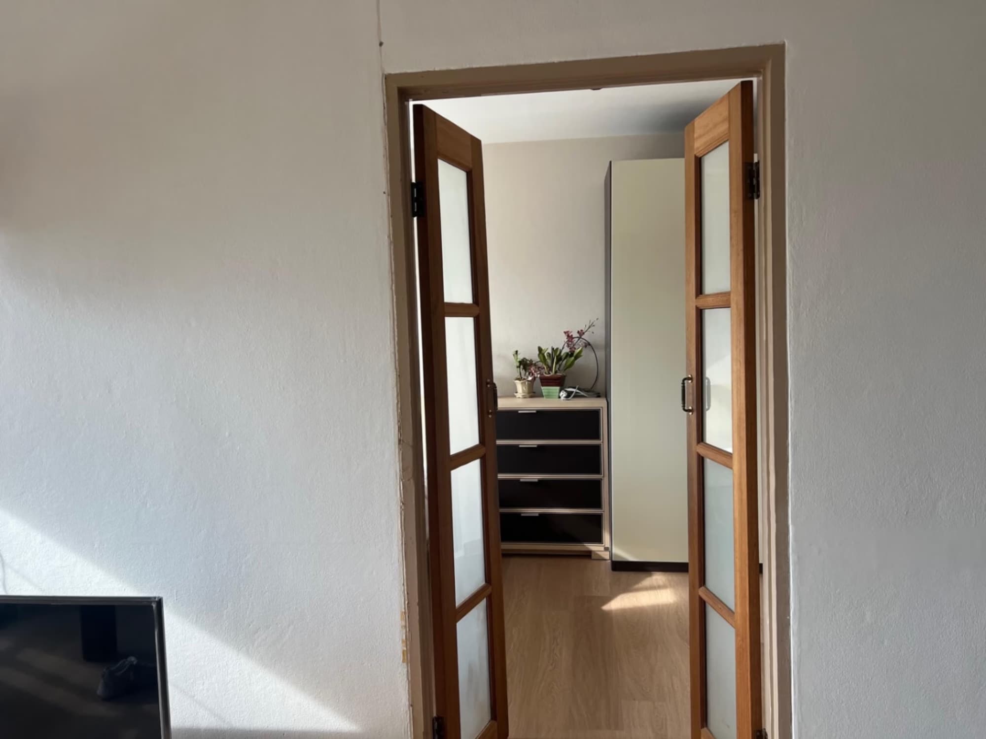 2 Bed Condo for Rent and Sale in Khlong Toei - Image 3