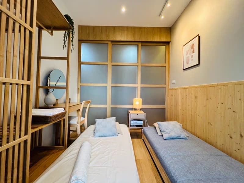 2 Bed Condo for Rent and Sale  Near Ratchathewi BTS