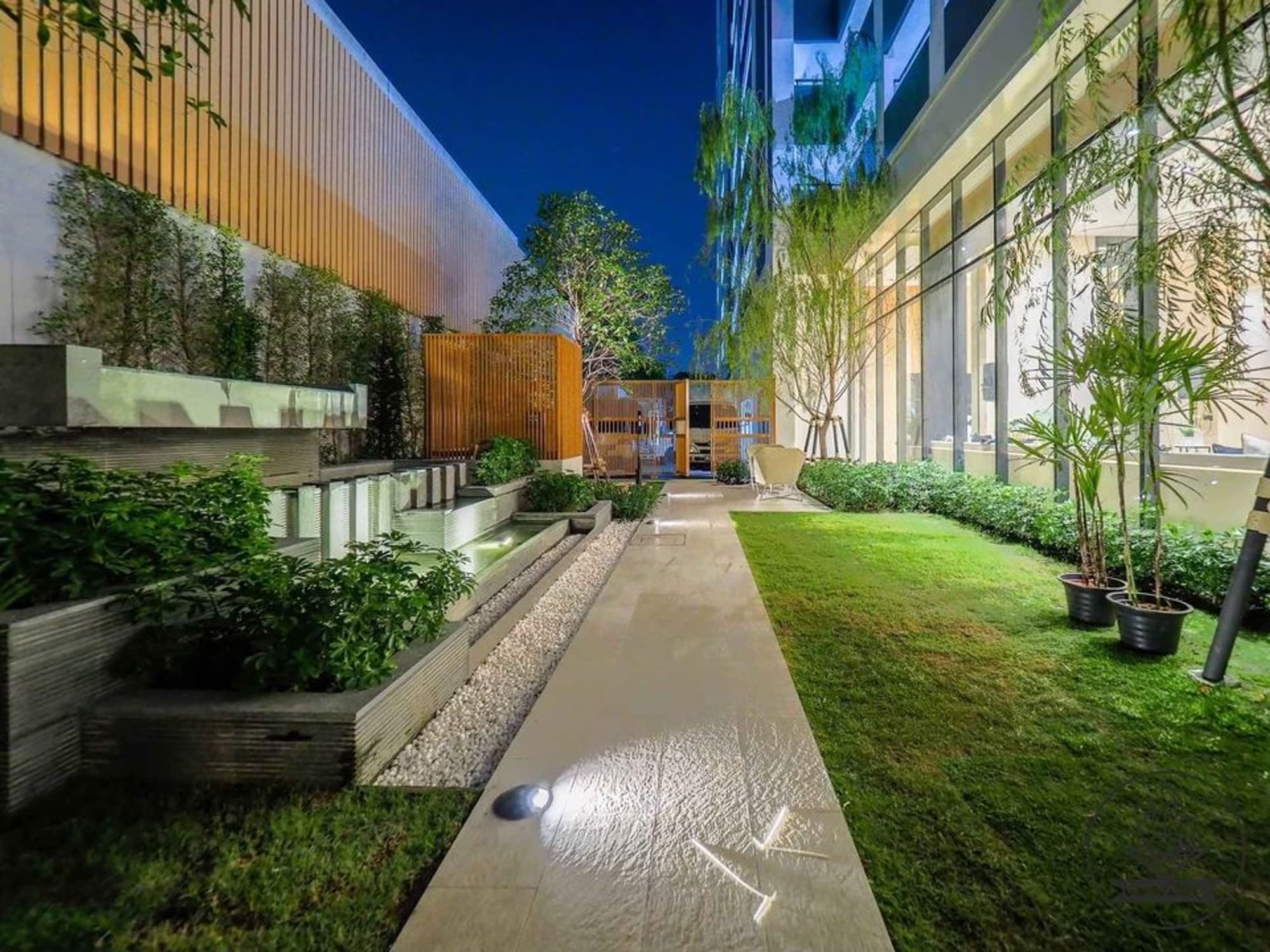 Condo for Sale at MARU Ekkamai 2 - Image 10