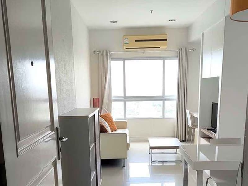 1 Bed Condo for Rent in Khlong San