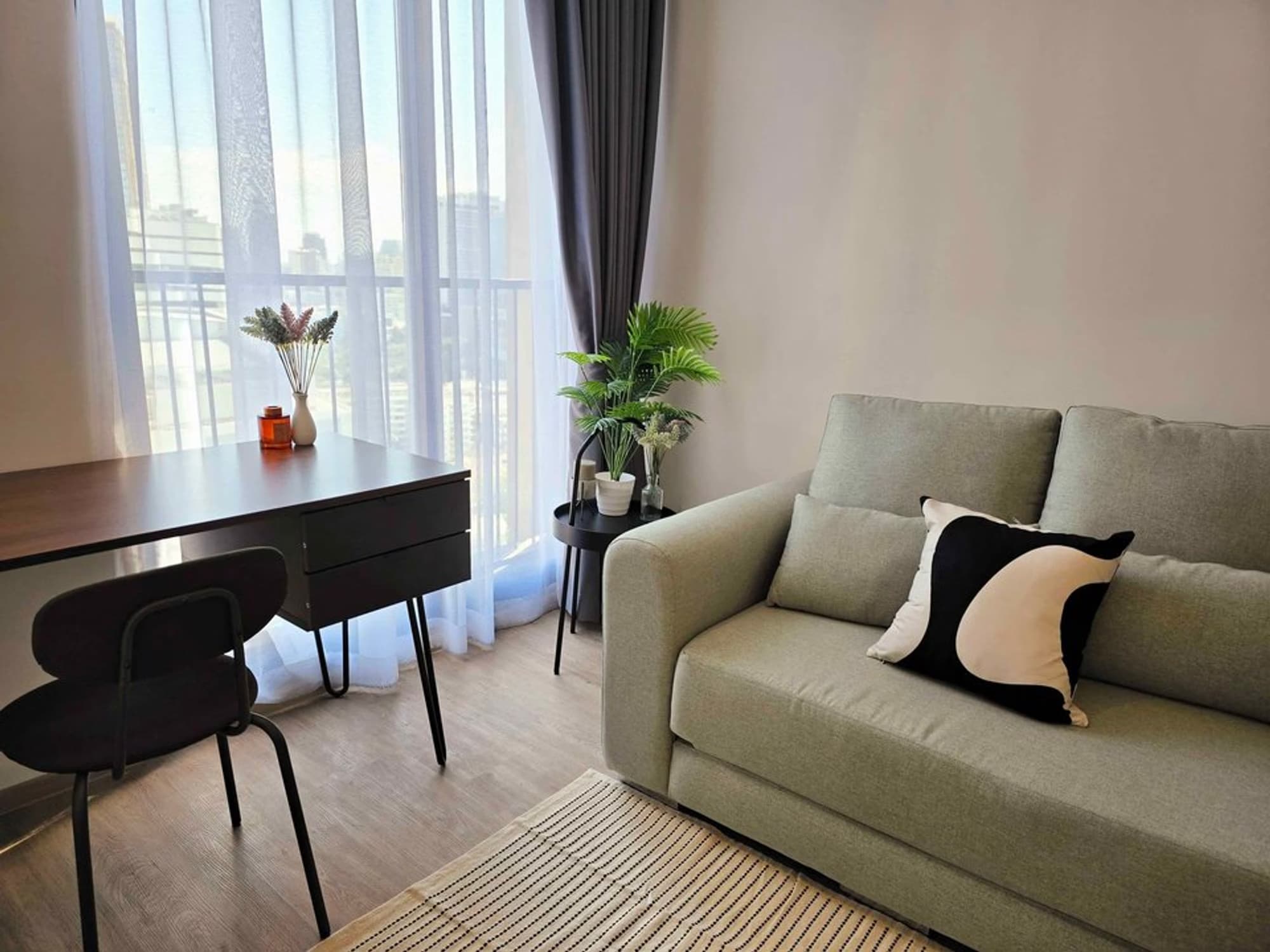 2 Bed Condo for Rent in Watthana - Image 3