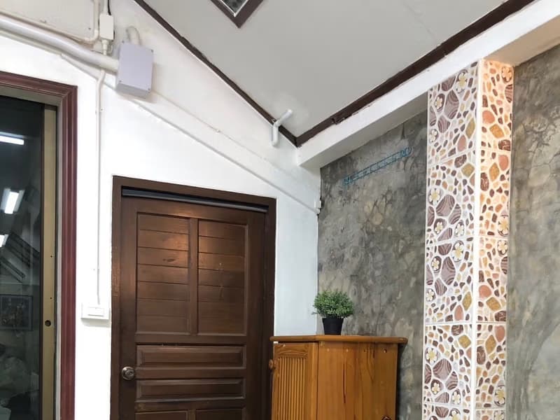 Townhouse for rent in Changklan close to Shang gri la hotel