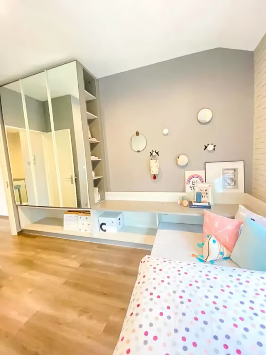 4 Bedroom House - Image 2