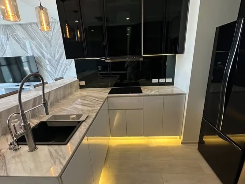 2 Bed Condo for Rent and Sale in Pathum Wan