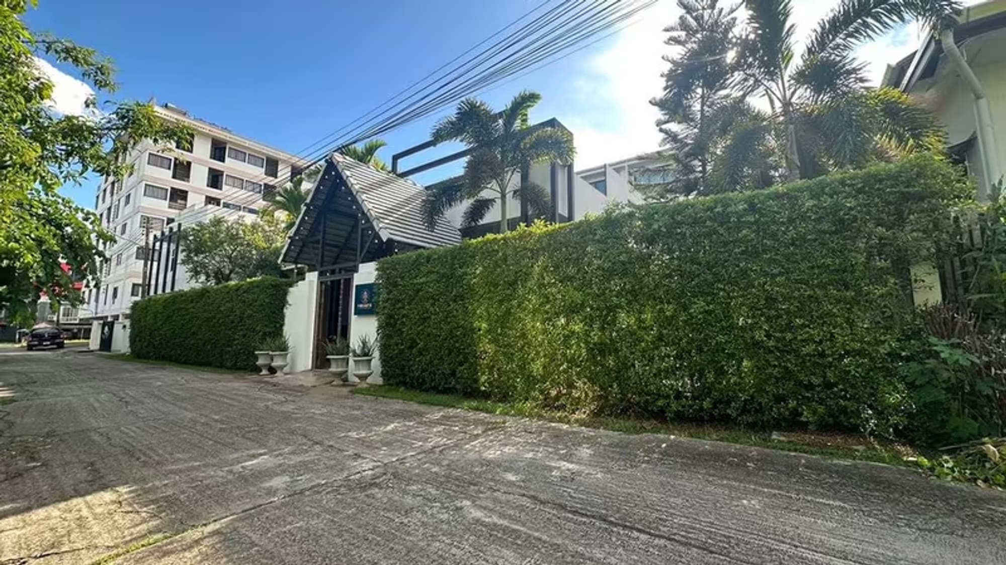 Resort/Hotel for Rent - Image 3
