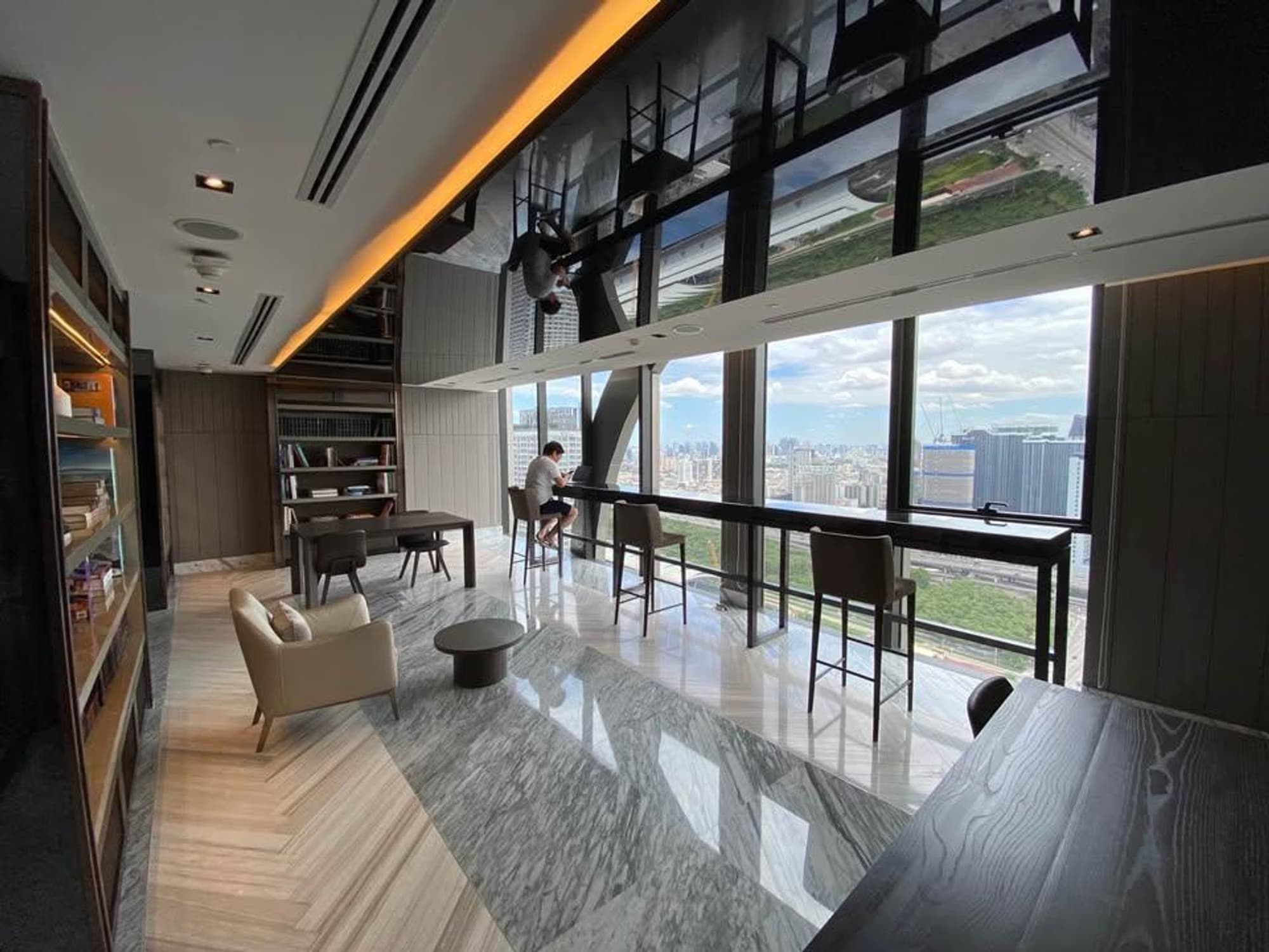 2 ห้องนอน คอนโด สำหรับ จำหน่าย ใน Huai Khwang - Image 16