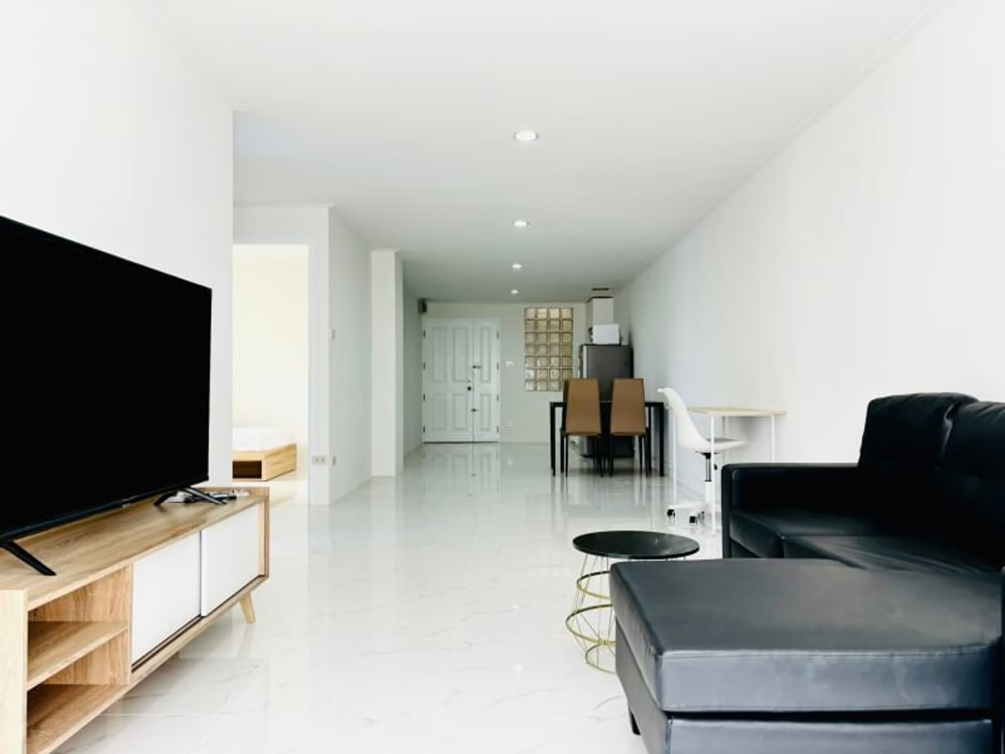 Condo for Rent at Waterford Park Rama 4 - Image 5