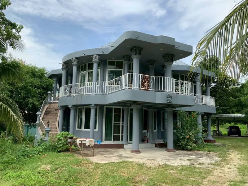 4 Bed House for Sale in Doi Saket District