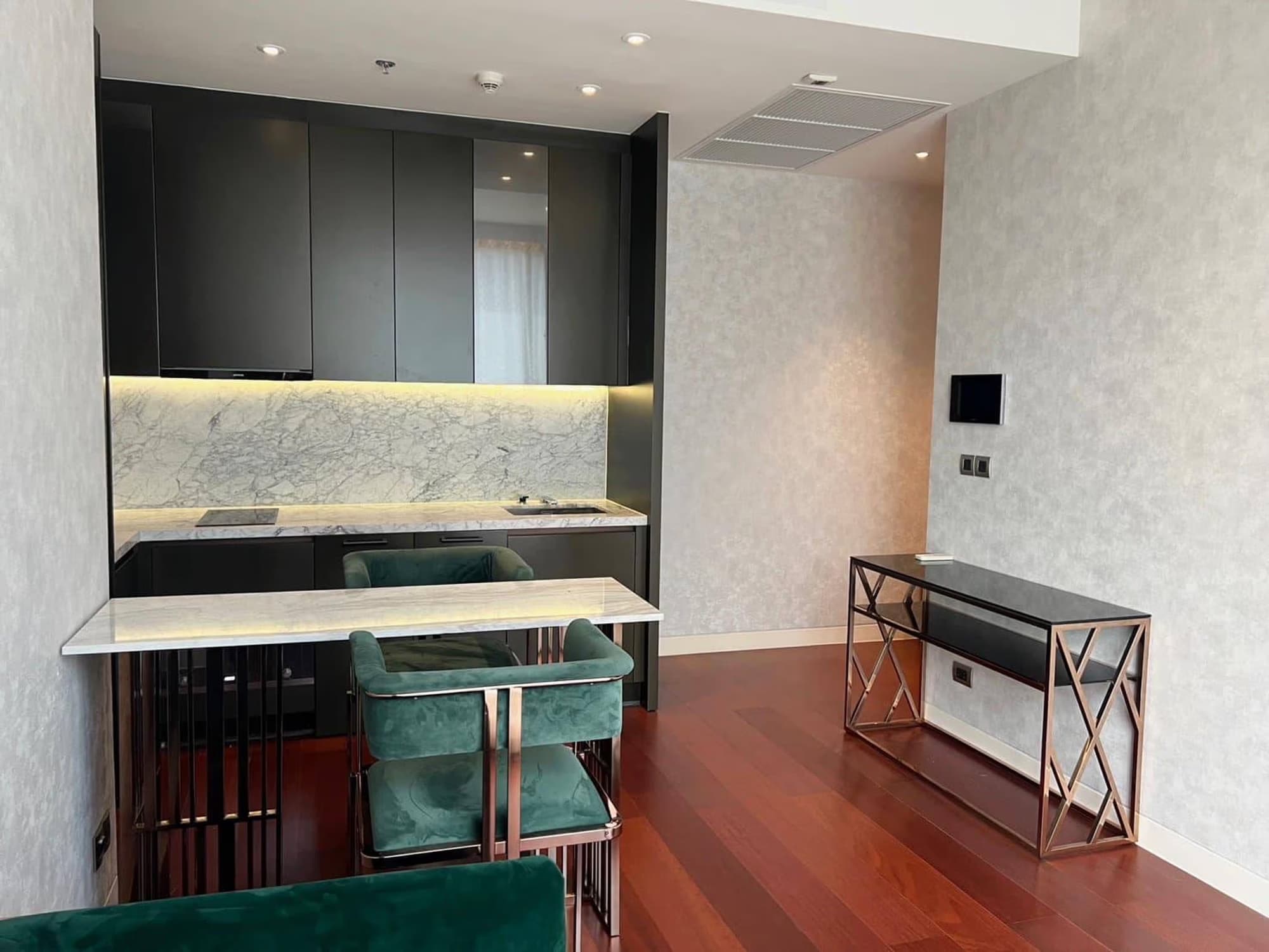 1 Bedroom Condo - Image 19