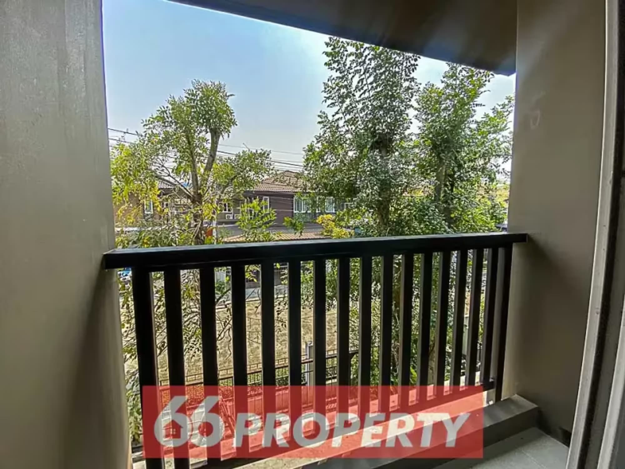 4 Bedroom House - Image 6