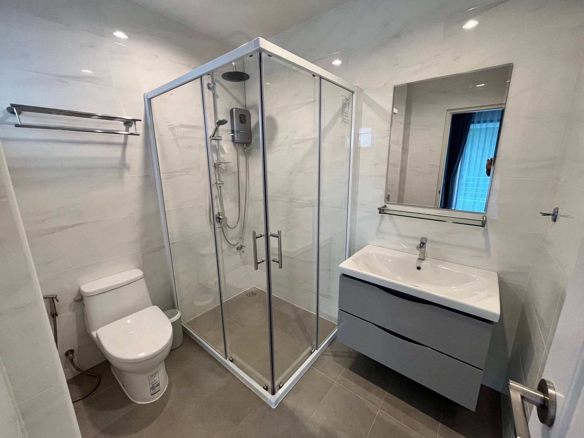 4 Bedroom House - Image 17