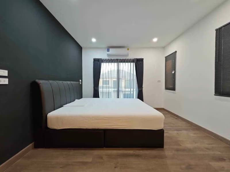 3 Bed House for Rent and Sale in San Kamphaeng
