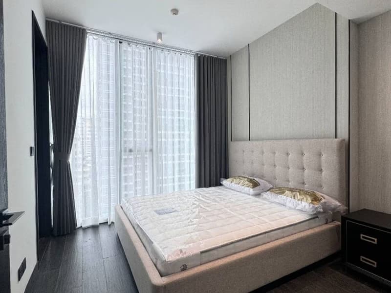 2 Bed Condo for Rent in Bang Rak
