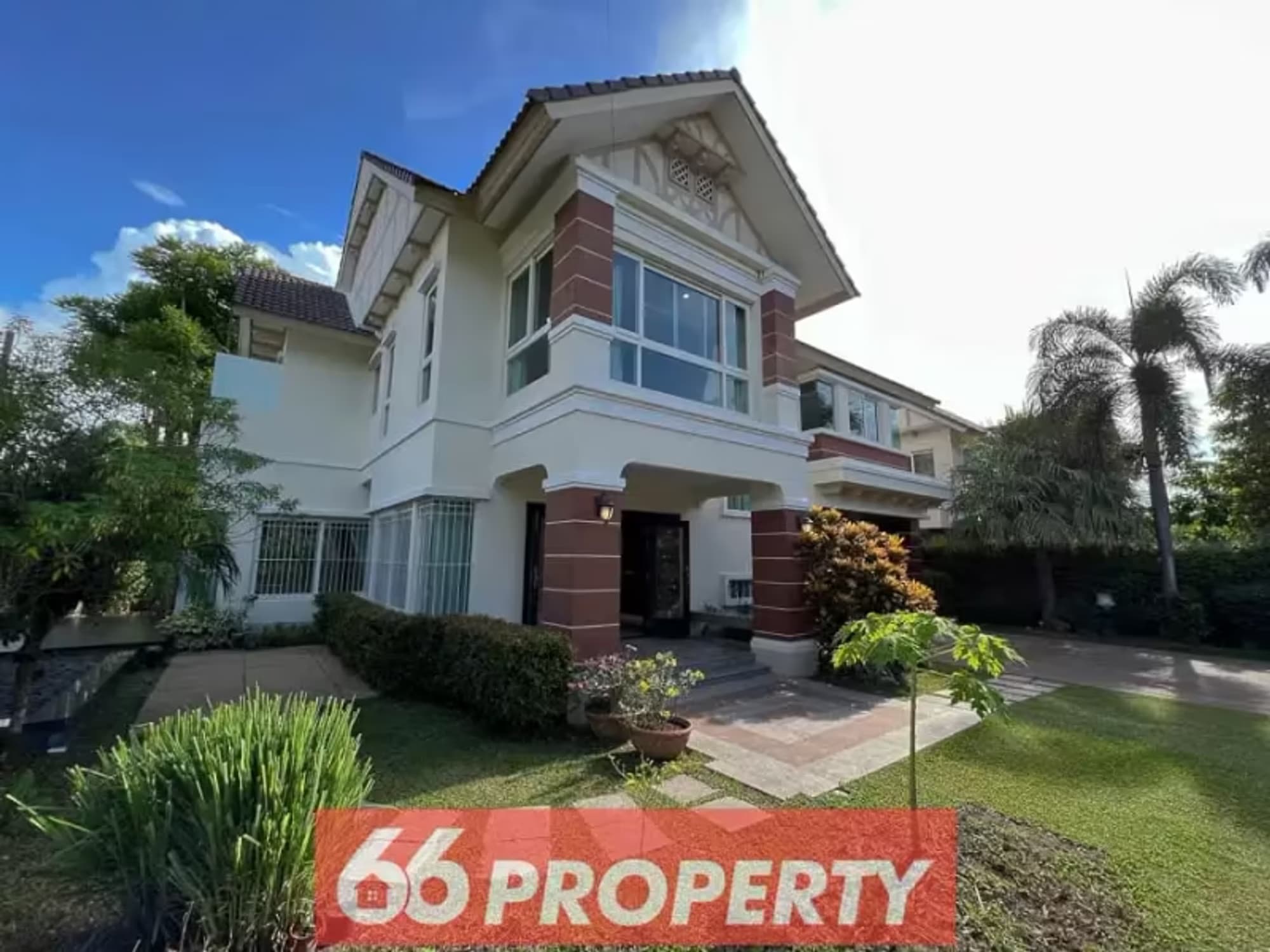 4 Bedroom House - Image 14