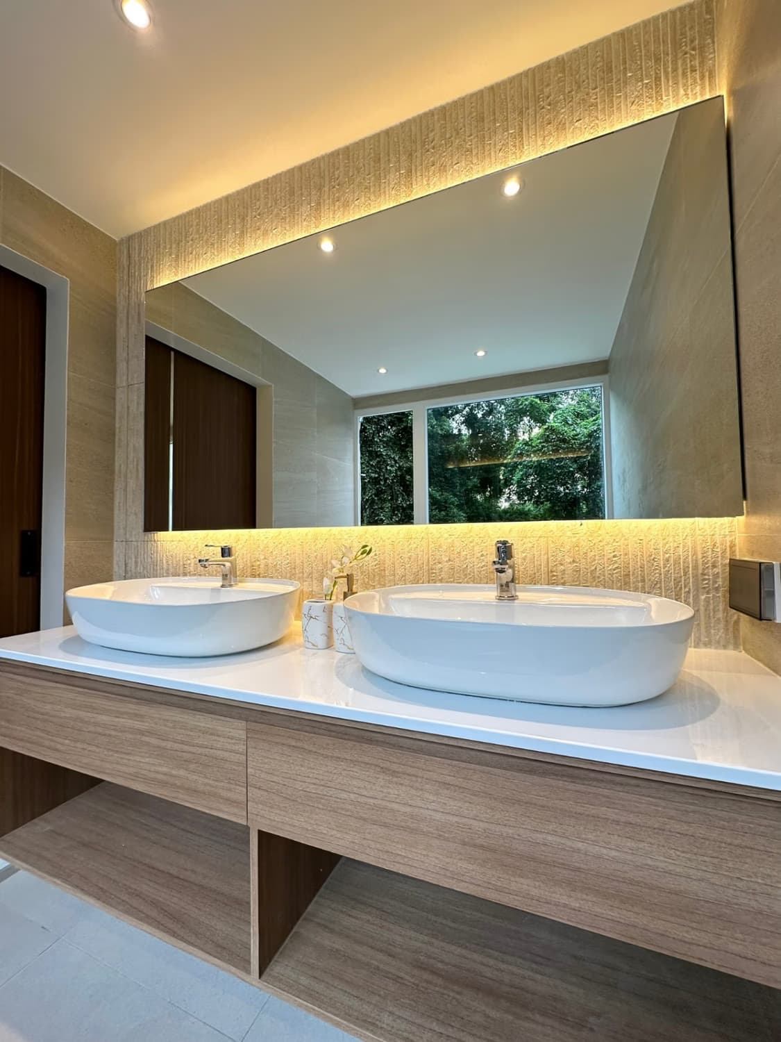 2 Bed Condo for Sale in Mueang Chiang Mai - Image 31