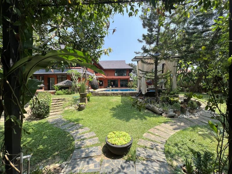 Pool Villa for Rent/Sale near City [Holiday Rental]