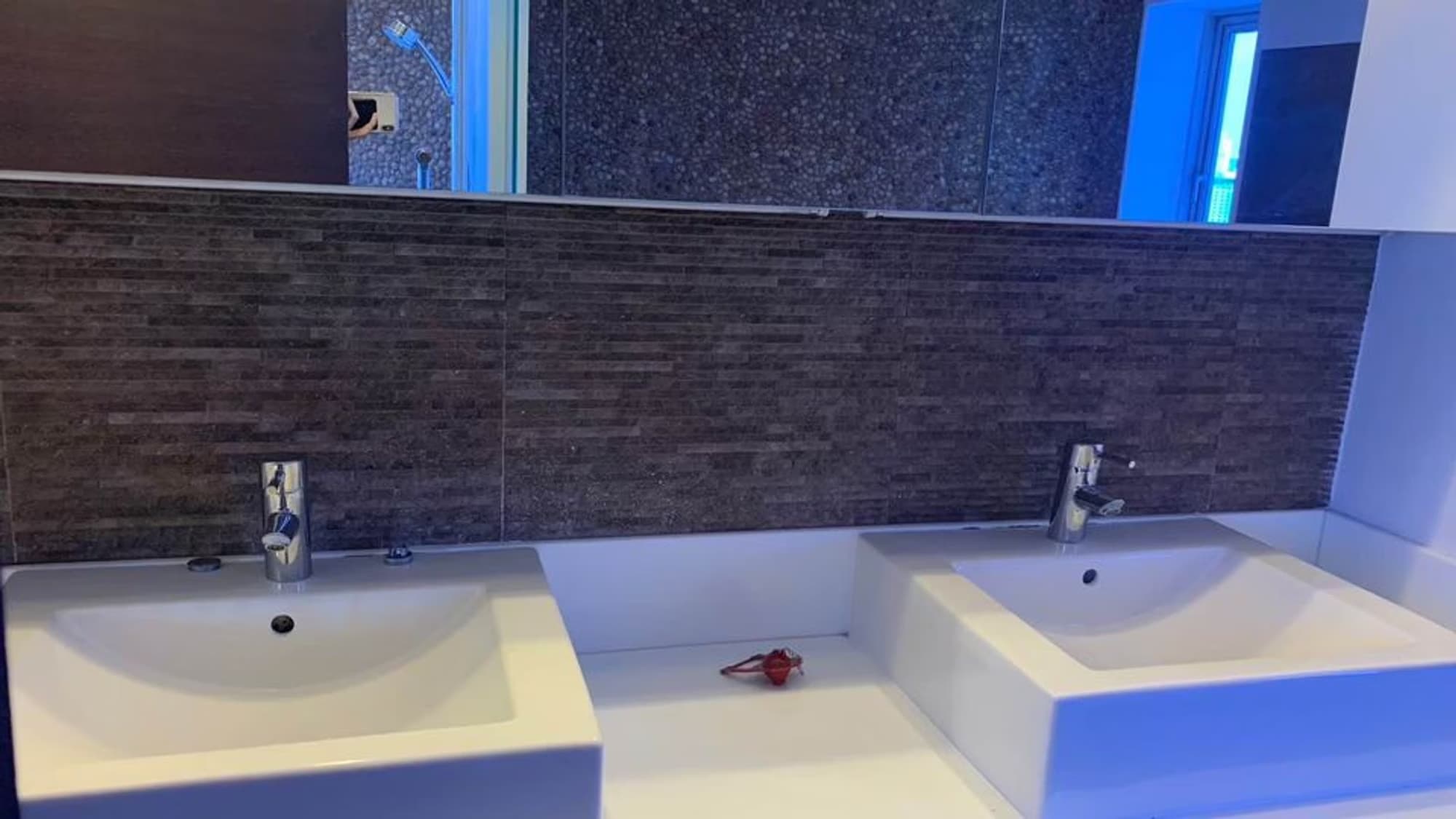 Condo for Rent at Saichol Mansion - Image 27
