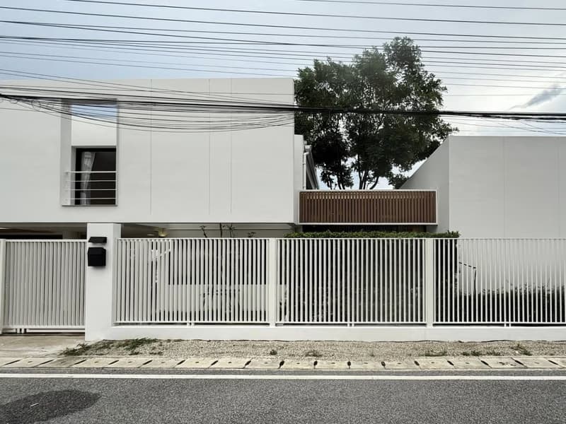 2 Bed House for Sale in San Kamphaeng District