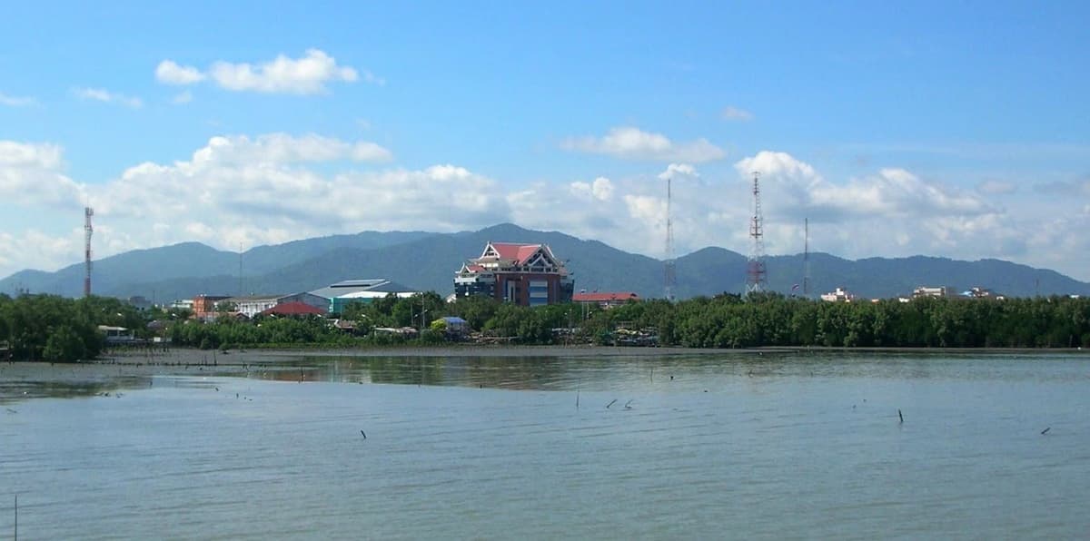 Chaloem Prakiarti Rama 9 Park