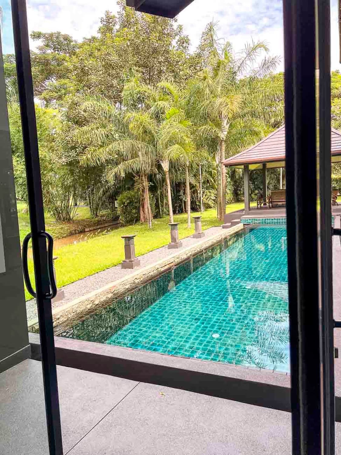 Luxury Lakeside Home for Sale in Mae RIm - Image 30