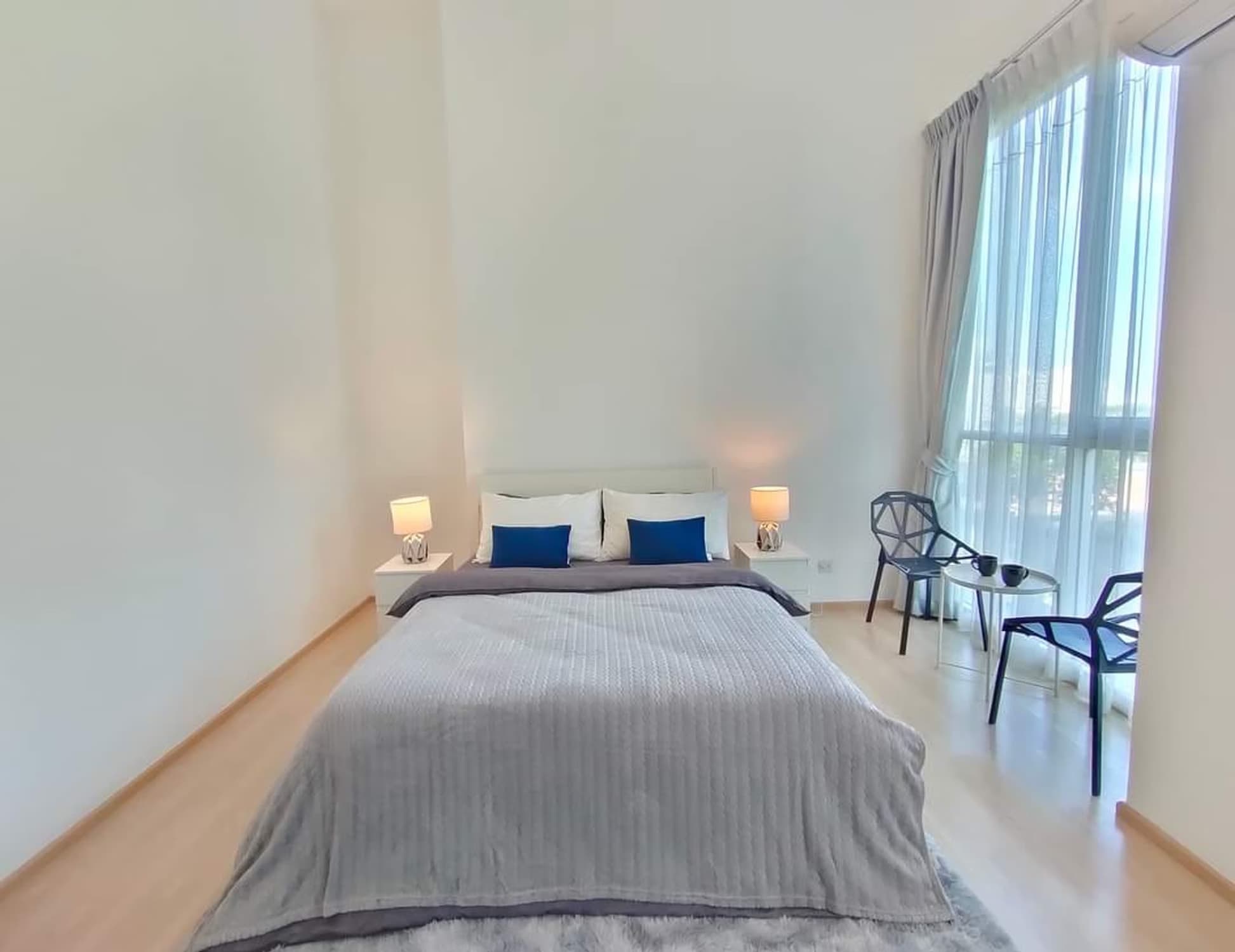 2 Bed Condo for Rent and Sale  Near Thailand Cultural Centre MRT - Image 11