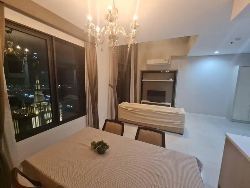 2 Bed Condo for Sale in Khlong Toei