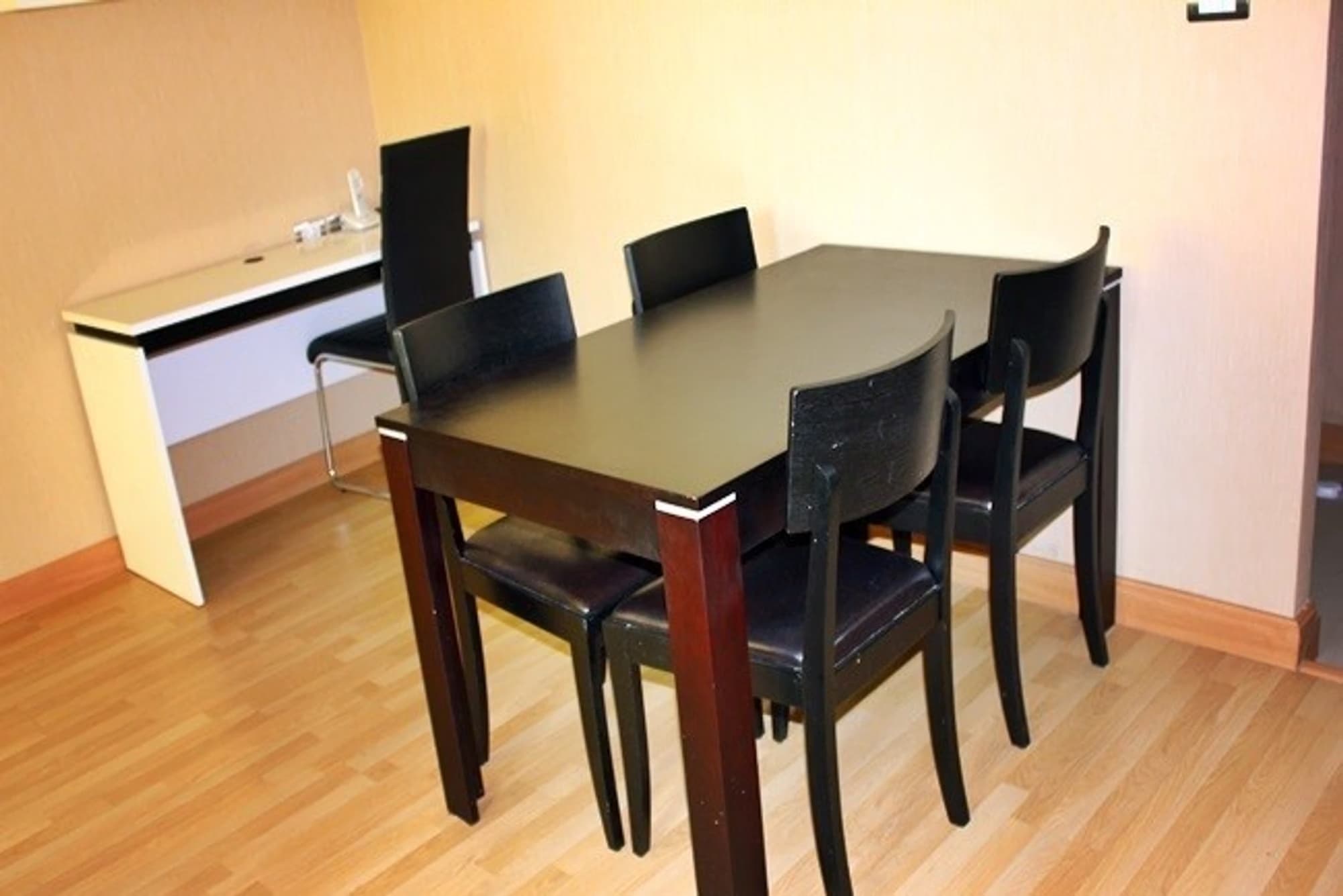 2 Bed Condo for Sale in Mueang Chiang Mai - Image 3