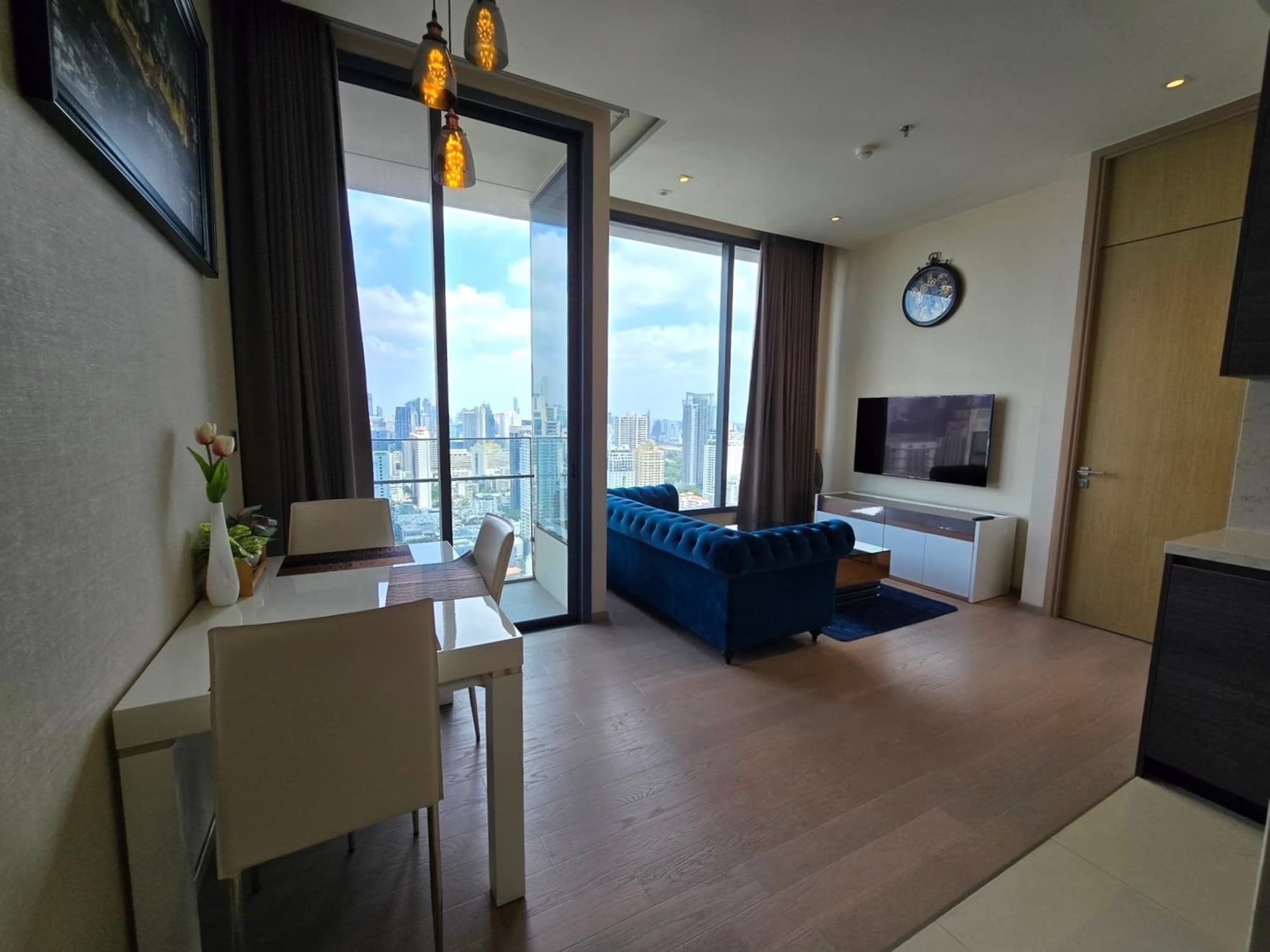 2 Bed Condo for Sale in Watthana - Image 1