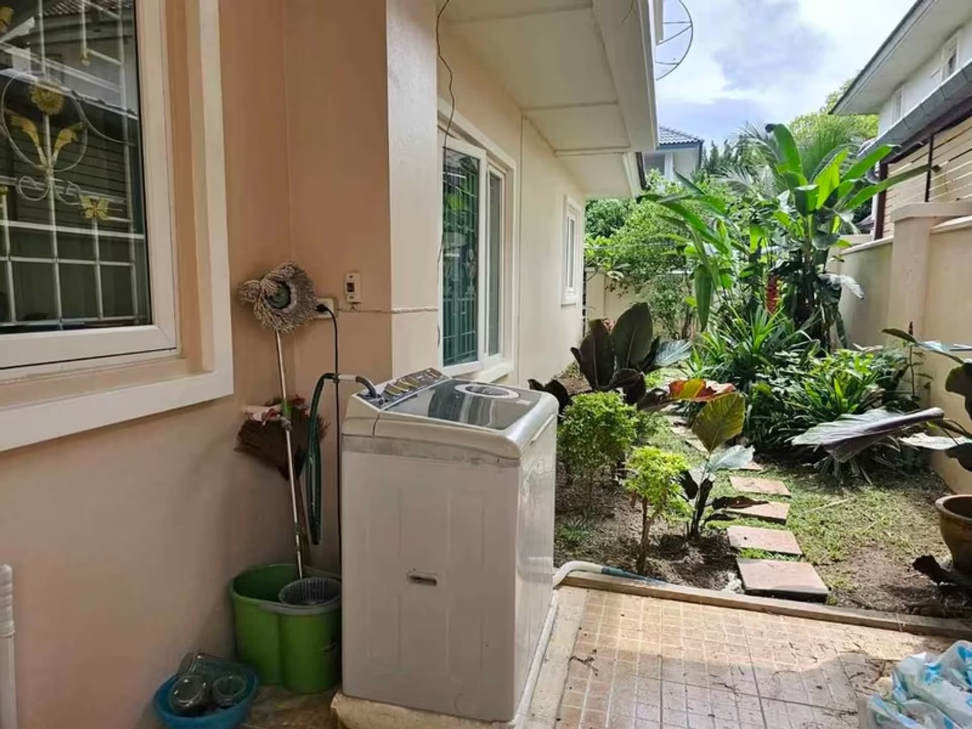 3 Bedroom House - Image 9