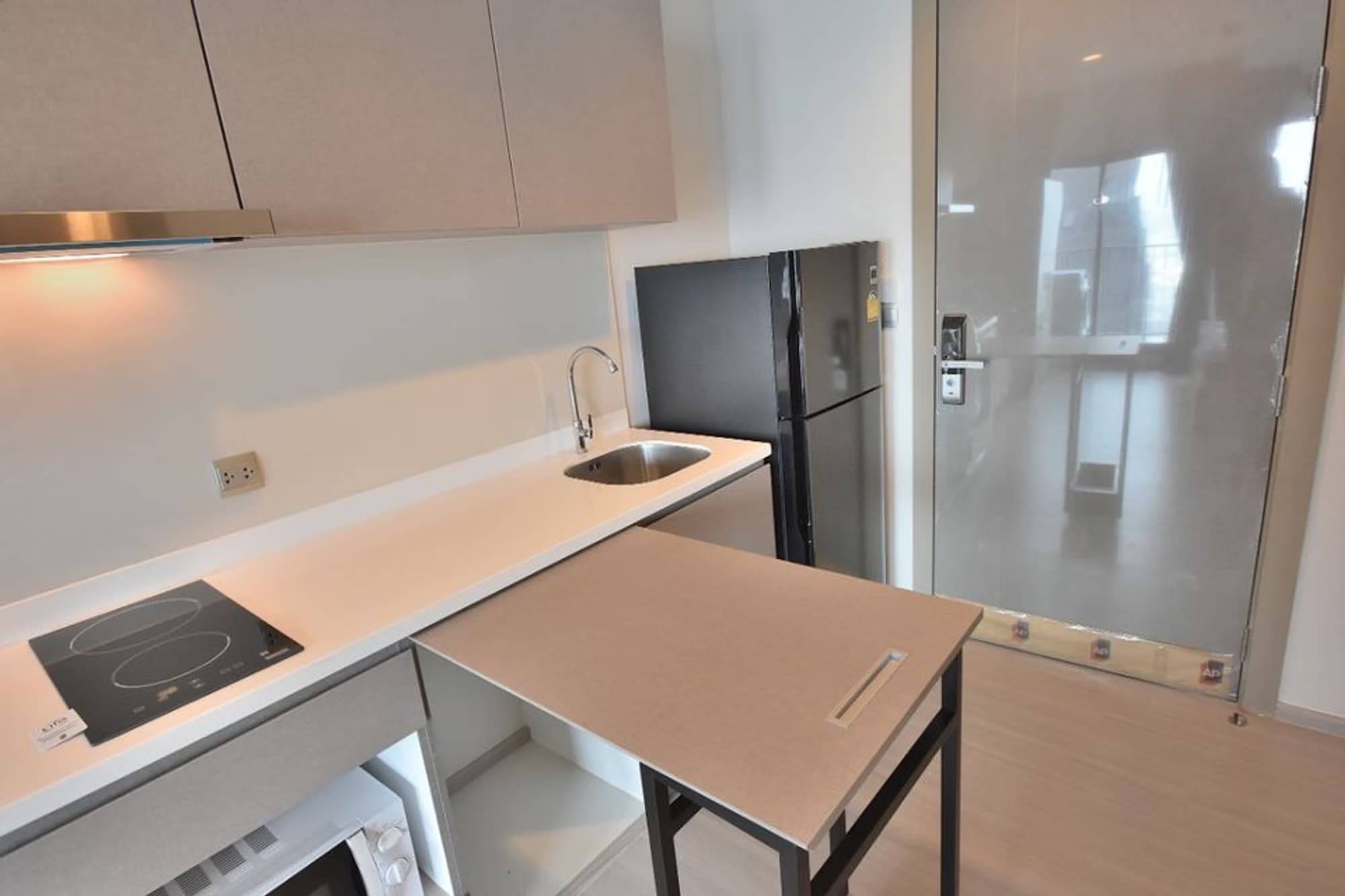 null Bed Condo for Rent and Sale  Near Phra Ram 9 MRT - Image 16