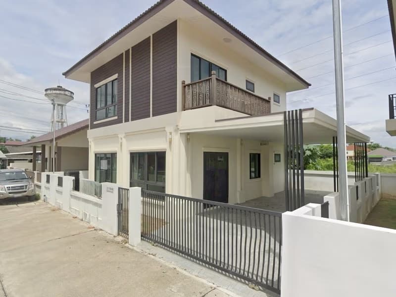 3 Bed House for Rent and Sale in Hang Dong District