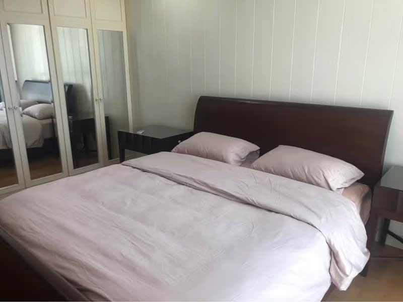1 Bed Condo for Rent and Sale in Sathon