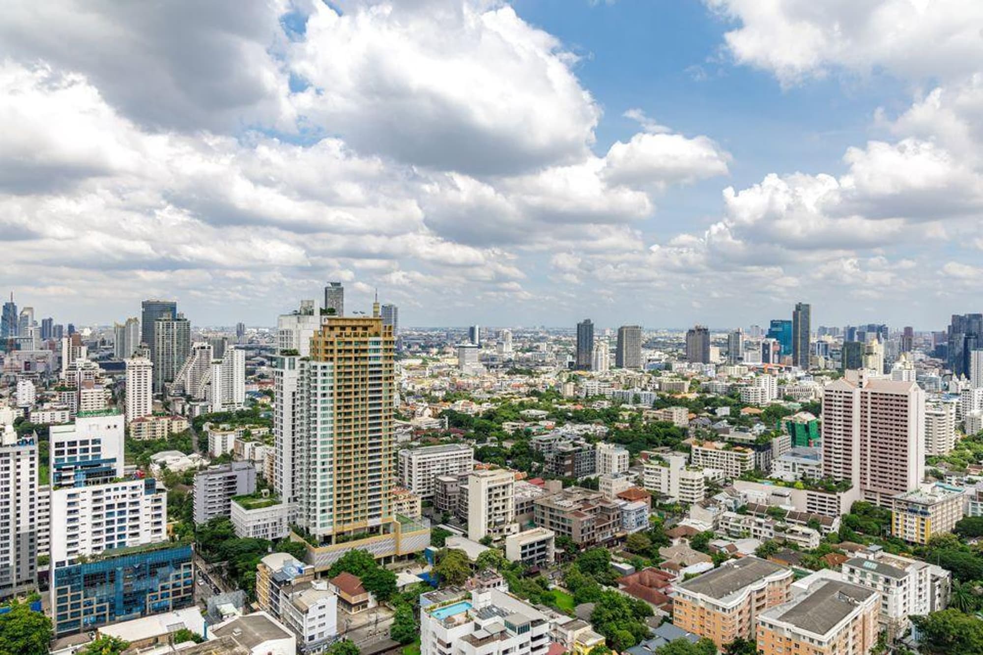 2 Bed Condo for Rent in Watthana - Image 7