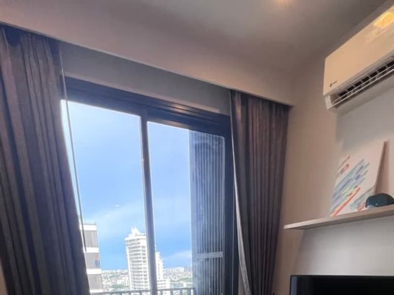 2 Bed Condo for Rent and Sale  Near Ekkamai BTS
