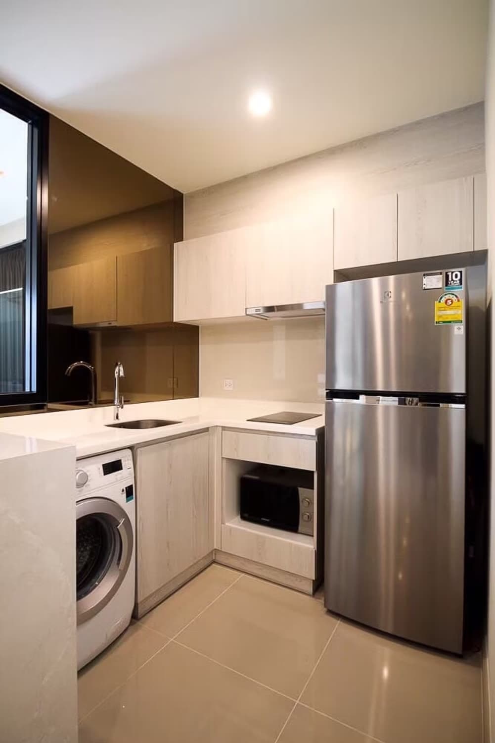 Condo for Rent at Life Asoke - Image 4