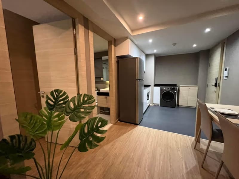 1 Bed Condo for Rent in Bang Rak