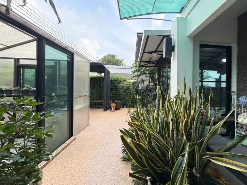 4 Bed House for Sale in Bang Phli