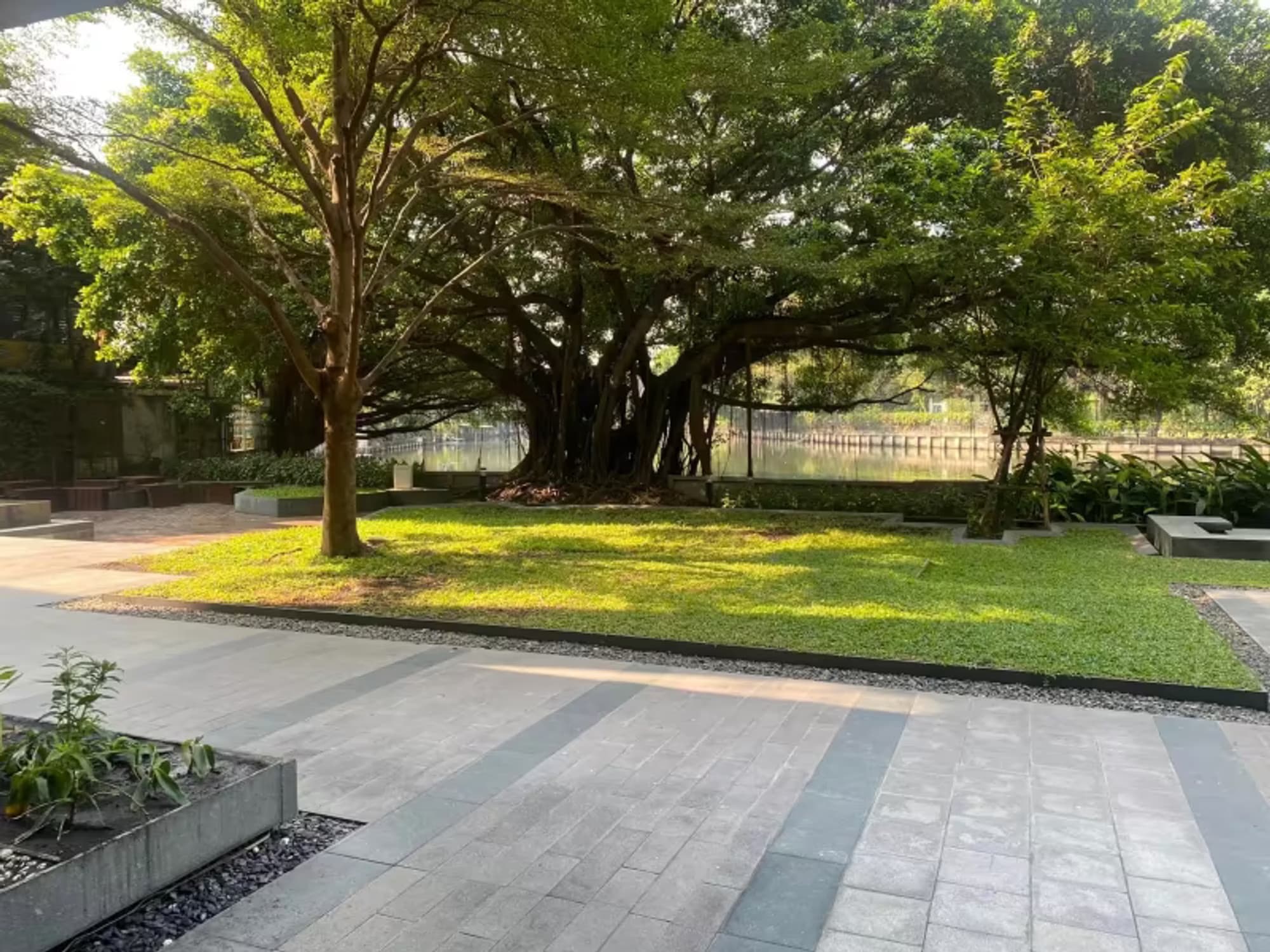 Condo for Rented at Blocs 77 - Image 16