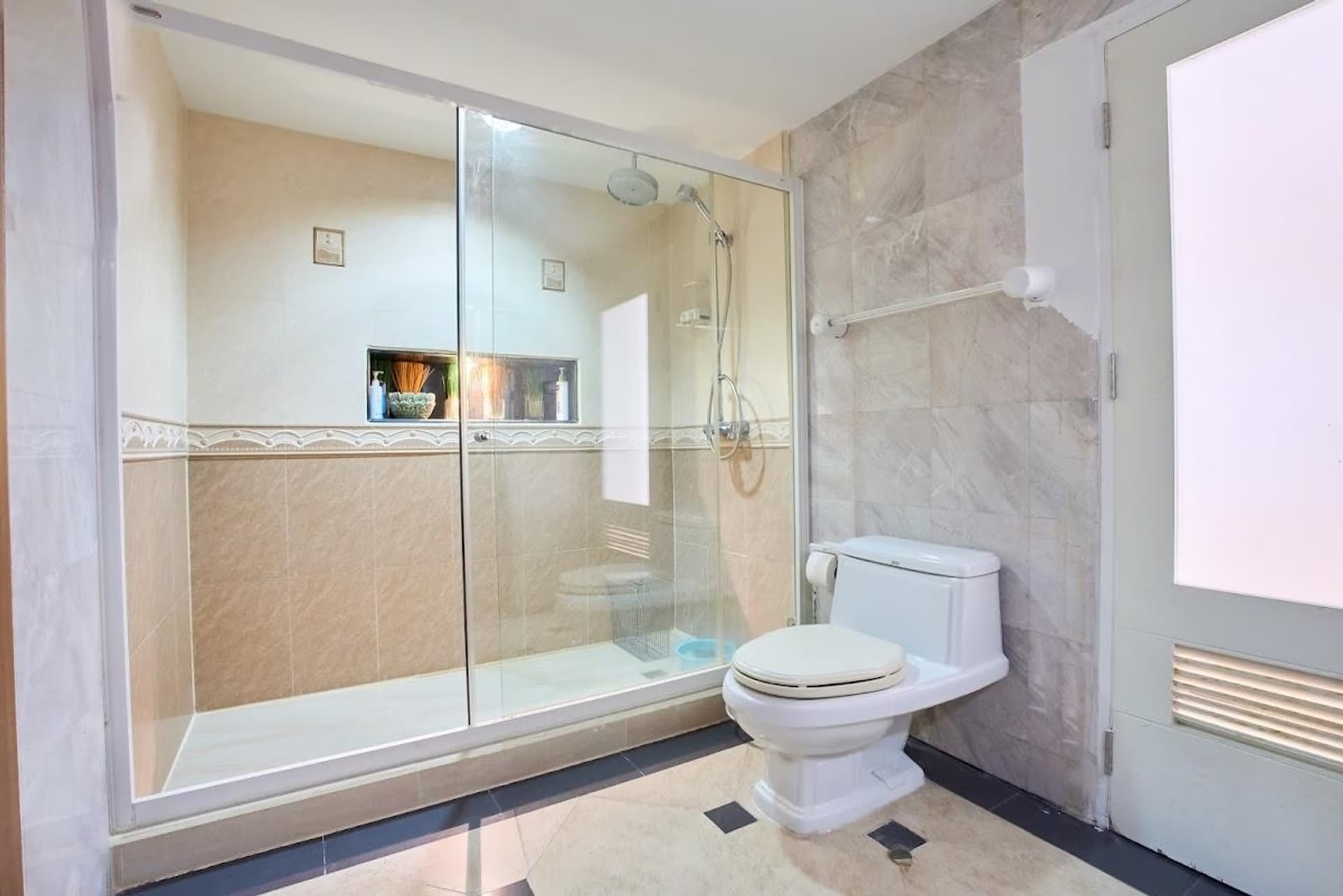 Condo for Rent, Sale at Nusa State Tower Condominium - Image 7