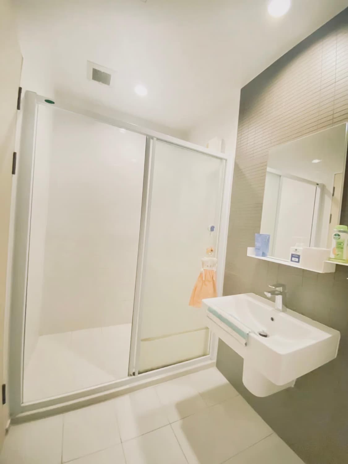 Condo for Rent, Sale at North 3 Serene Lake - Image 6