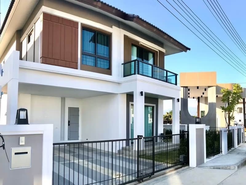 4 Bed House for Rent in Hang Dong