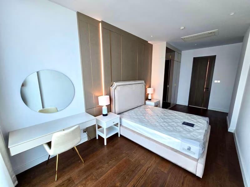 3 Bed Condo for Rent in Sathon