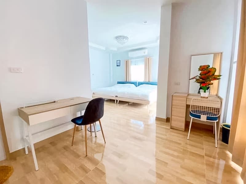 4 Bed House for Rent in San Sai